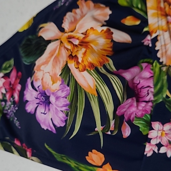 Kona Sol Navy Blue Floral Triangle Bikini Top size XL - Picture 2 of 6